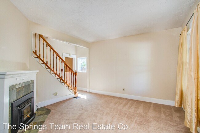 Foto del edificio - 4 br, 2 bath House - 1935 Mt Washington Ave