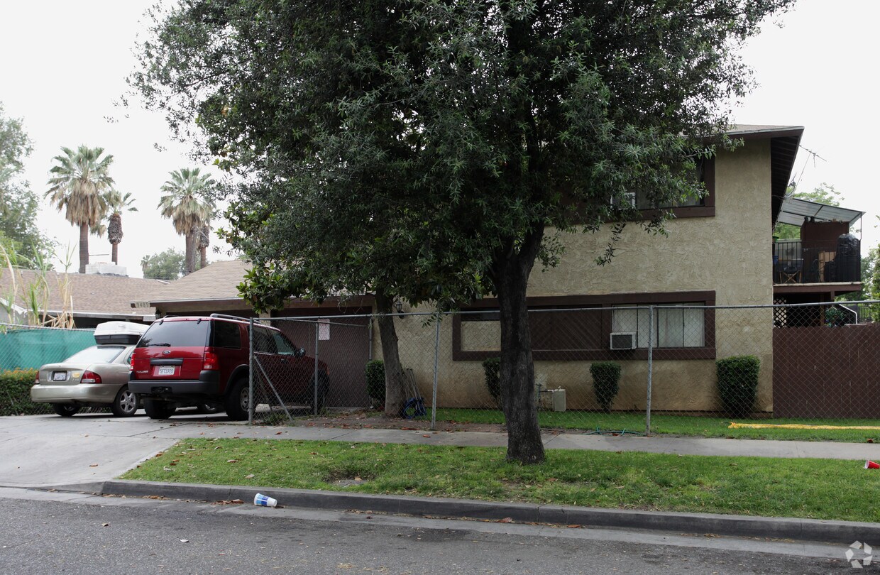 Foto del edificio - 3485 Anderson Ave