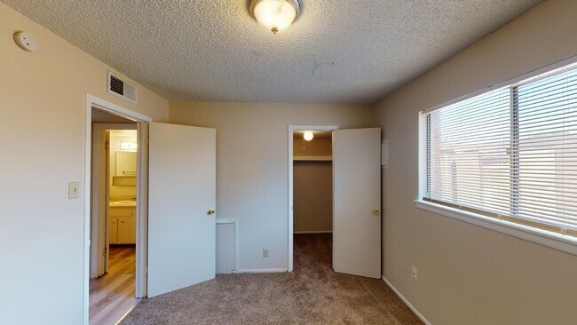 Building Photo - 207 Delamar Loop NW