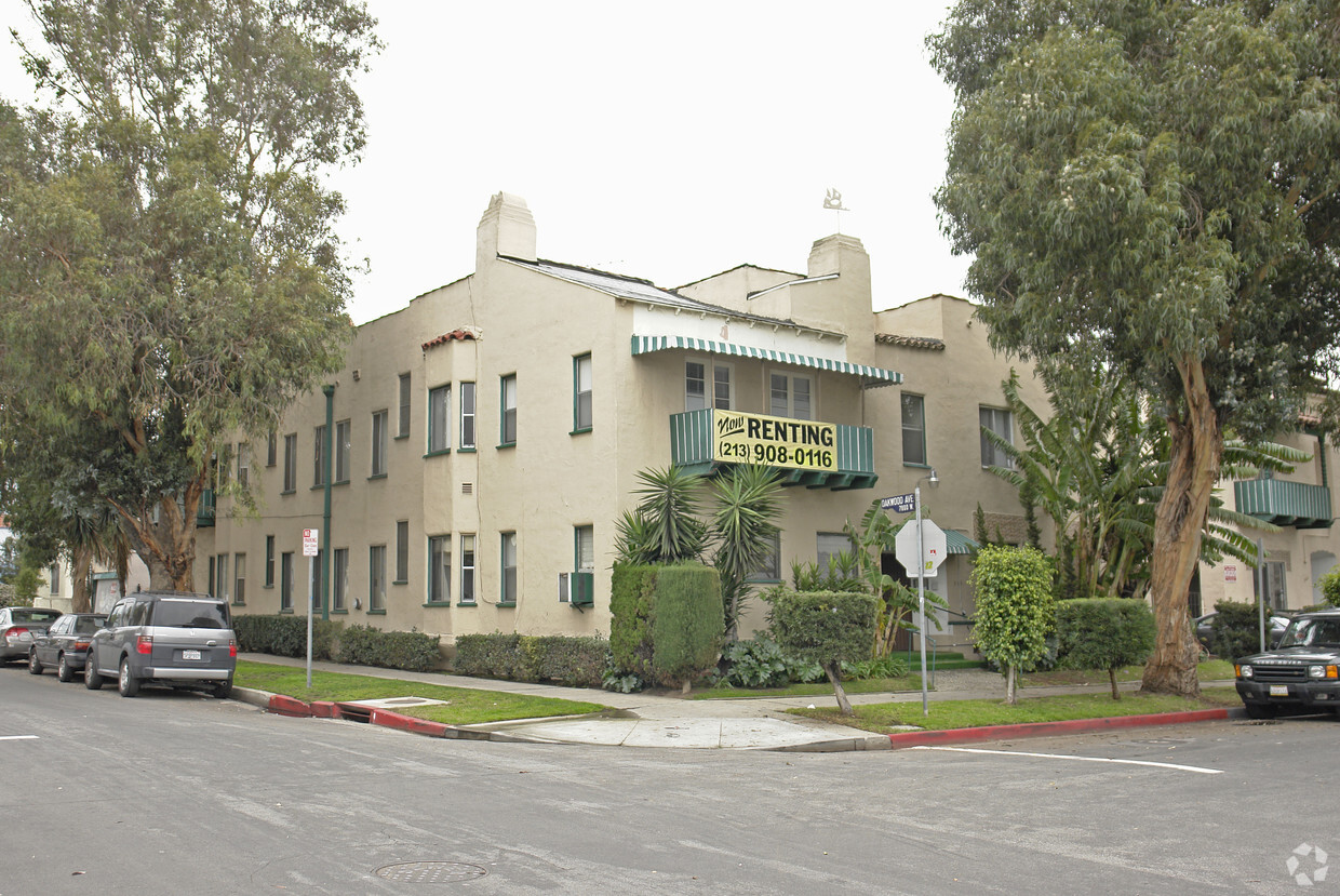 Foto del edificio - 366 N Orange Grove Ave