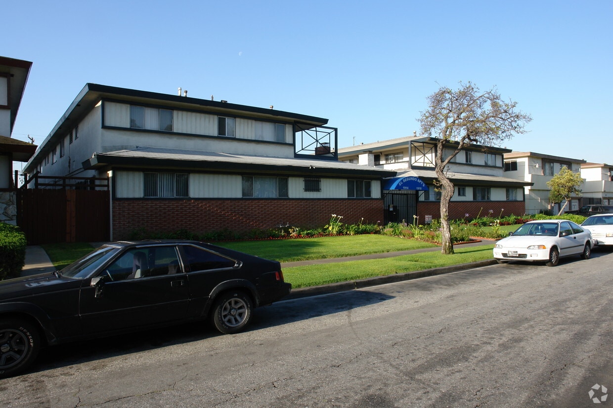 The El Segundo Apts. Apartments in Gardena, CA