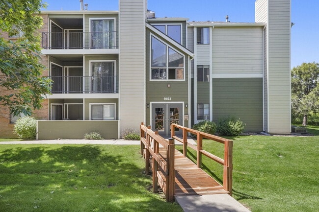 Our Apartments Exterior Buildings at Horizon East Apartments in Aurora, Colorado - Horizon East Apartments