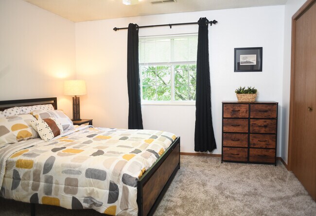 Dormitorio n.º 1 - 523 Kimberlite St