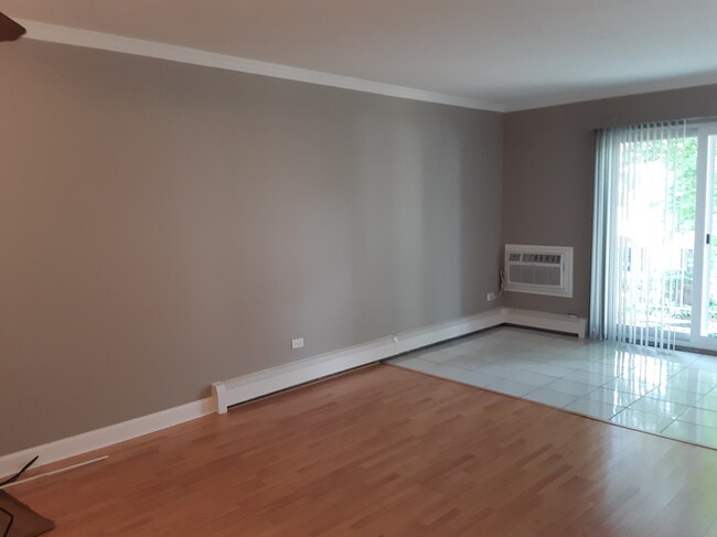 Building Photo - 5117 Blodgett Ave