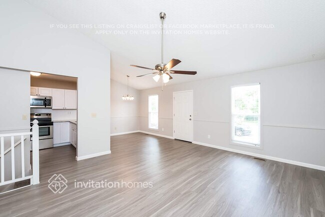 Building Photo - 19398 E Brown Dr