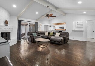 Building Photo - 9652 Arborhill Dr