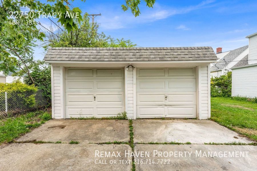 Primary Photo - 22750 Tracy Ave. Euclid, OH- Spacious 4 be...