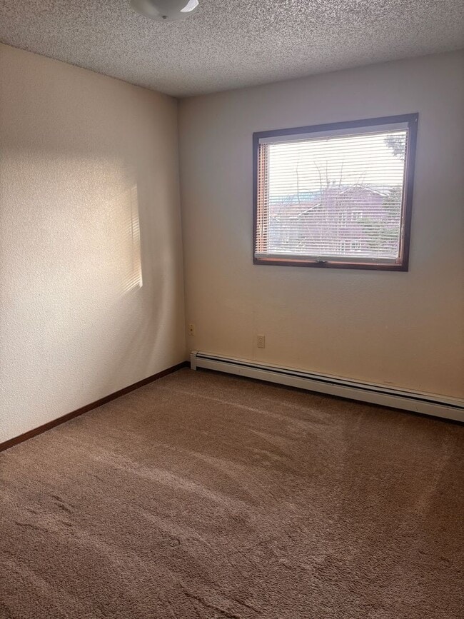 Building Photo - 7340 Bearfoot Cir