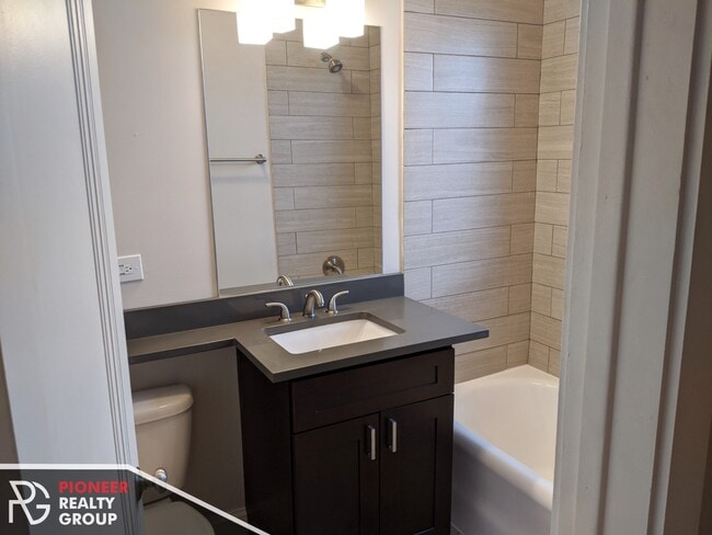 Building Photo - 2329 N Rockwell St