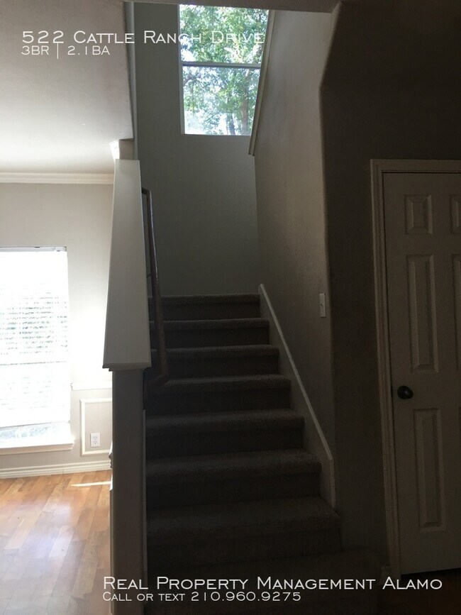 Building Photo - 522 Cattle Ranch Dr