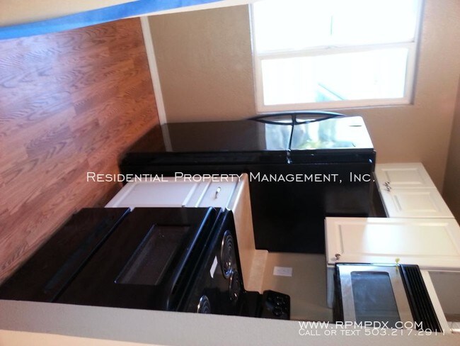 Building Photo - 2 bedroom in Tigard OR 97223
