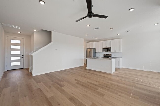 Foto del edificio - 2600 Gattis School Rd