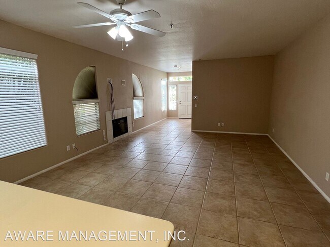 Building Photo - 3 br, 2.5 bath House - 954 LORING ST #2