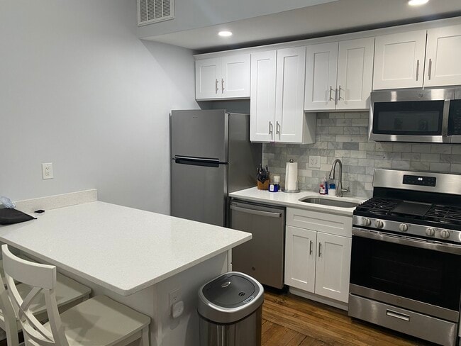 Building Photo - 473 Massachusetts Ave