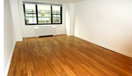 Foto del edificio - 315 W 57th St