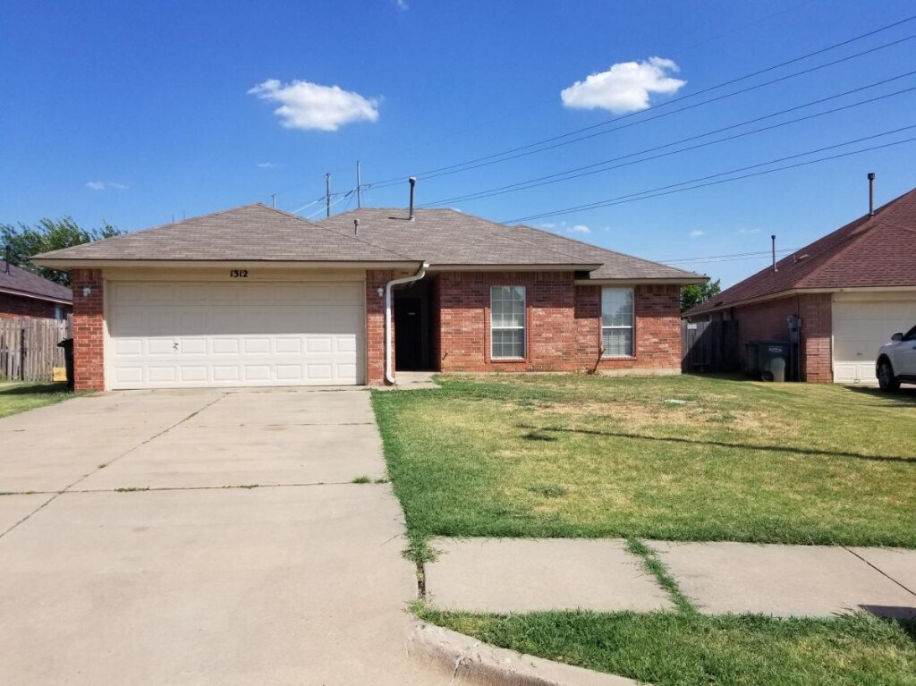 1312 Rasheed Rd, Edmond, OK 73003 House for Rent in Edmond, OK