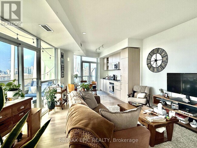 Photo du bâtiment - 50 Ordnance St