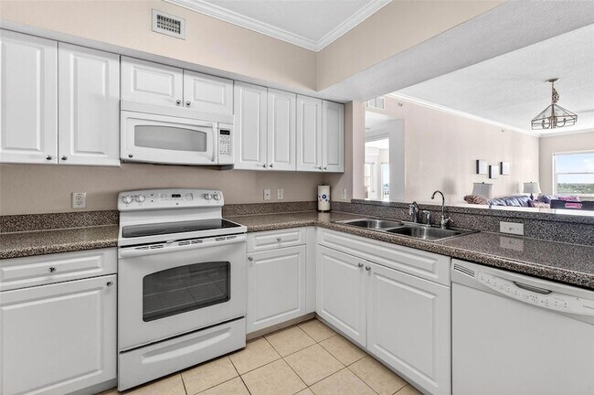 Building Photo - 4516 Seagull Dr