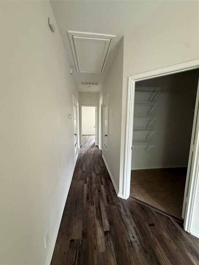 Building Photo - 1500 Tranquility Ln