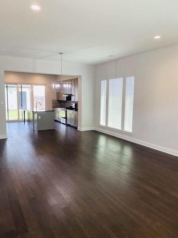 Foto del edificio - 3207 Forest Park Blvd