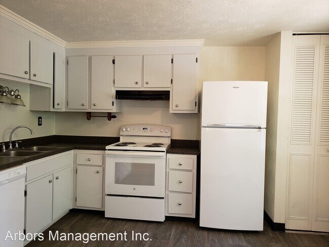 Building Photo - 3 br, 1.5 bath House - 3055 DARA DRIVE