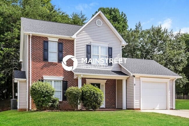 Foto del edificio - 3 Bedroom Pet-Friendly Home in Browns Summit, NC with Main Street Renewal