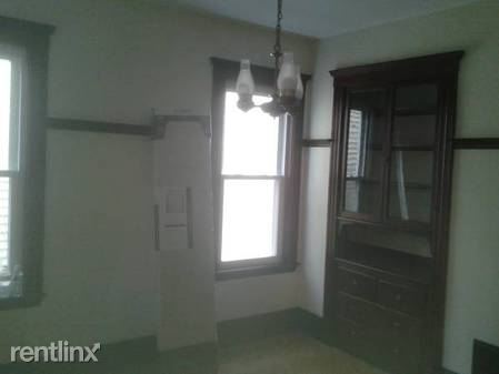 Building Photo - 33 Faywood Ave