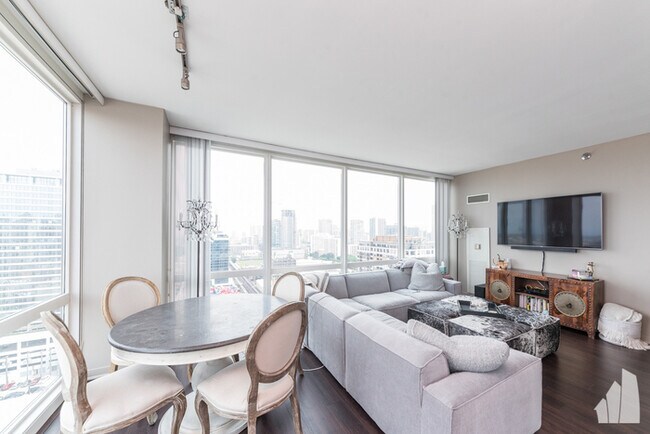 Foto del edificio - 747 N Orleans St