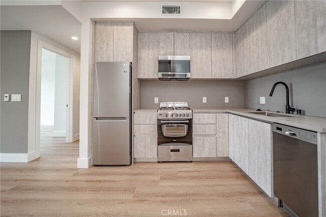 Foto del edificio - 2828 London St