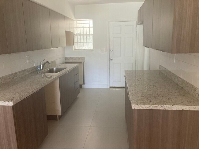 Foto del edificio - 1850 NW 51st Ter