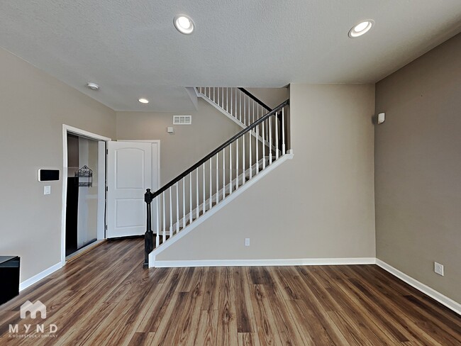 Building Photo - 9993 Truckee St