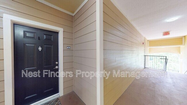 Foto del edificio - 8539 Gate Pkwy W