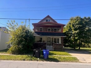Building Photo - 2990 E 111th St