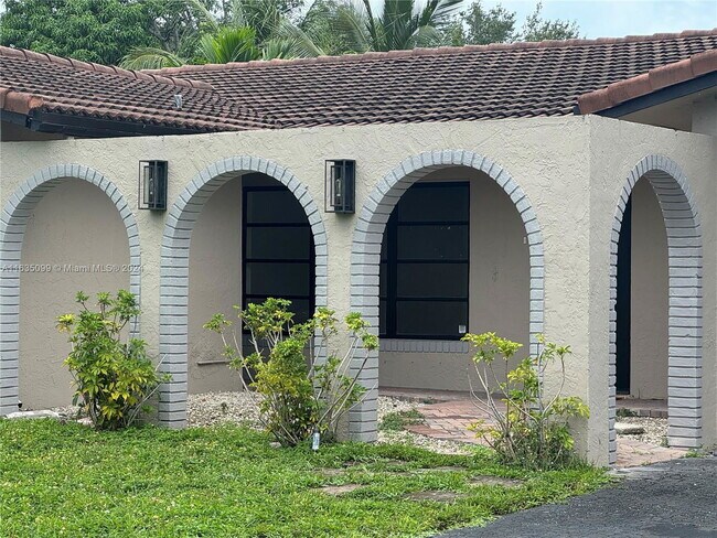 Building Photo - 1420 NW 87th Terrace
