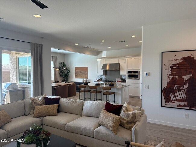 Foto del edificio - 9640 W Monterey Way