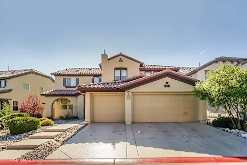Foto principal - 689 Kew Gardens Dr