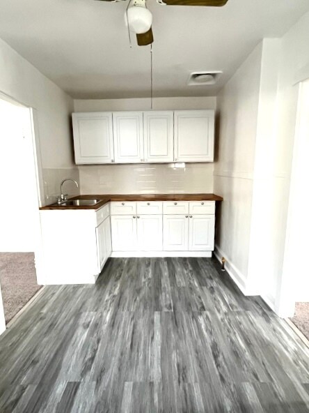 kitchen - 1434 W 60th St