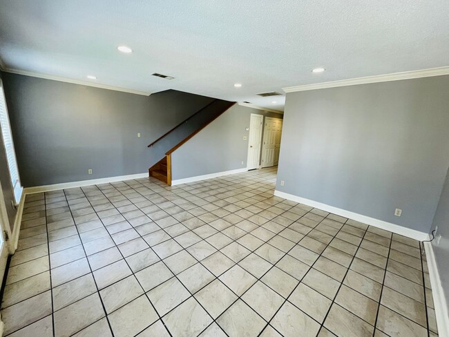 Building Photo - 3BR/3BA For Rent