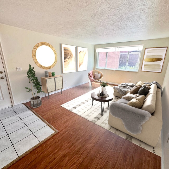 771 Wall St