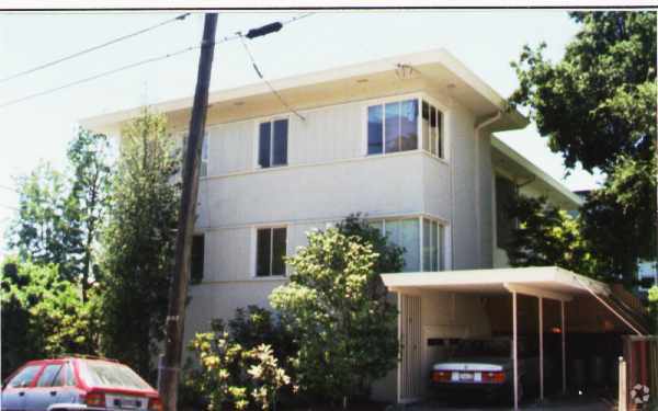 Building Photo - 2231-2239 Cedar St