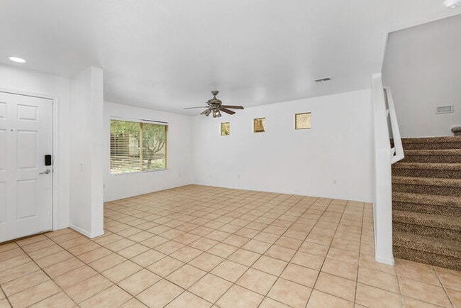 Building Photo - Tucson, AZ - House - $1,645.00 Available O...