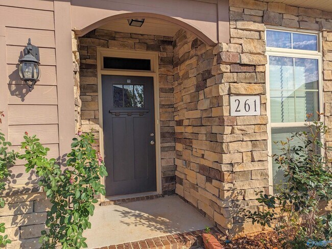 Building Photo - 261 Brighton Park Way