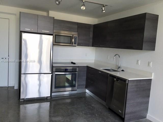 Foto del edificio - 151 SE 1st St