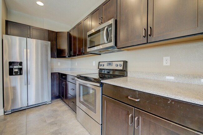 Foto del edificio - 549 Brennan Cir