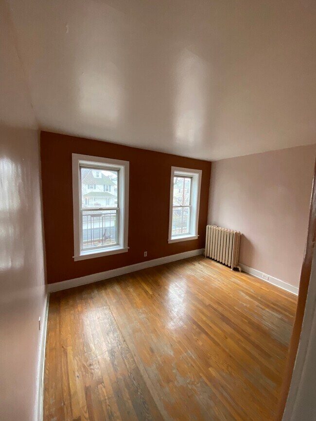 Primary Bedroom - 42 Sherman Ave