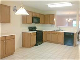 Foto del edificio - 3119 Breton Dr
