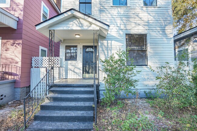 Foto del edificio - 518 E 33rd St