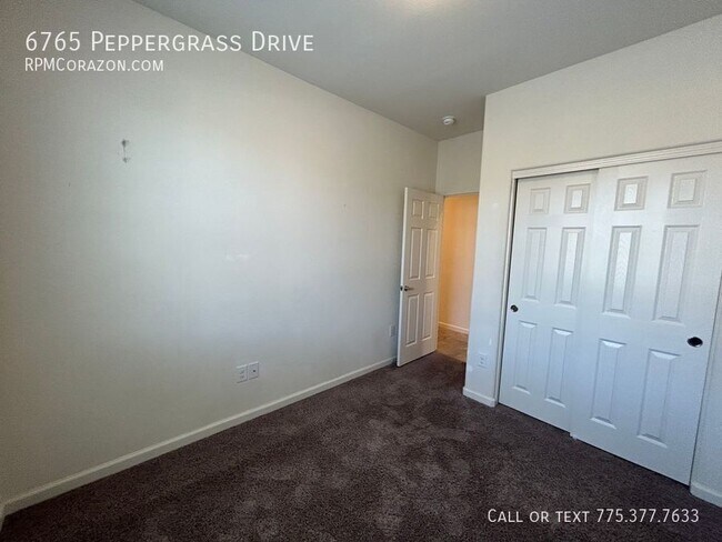 Foto del edificio - 6765 Peppergrass Drive