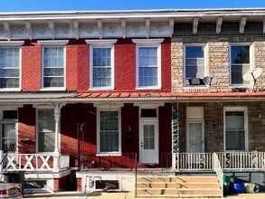 Building Photo - 939 Clark St