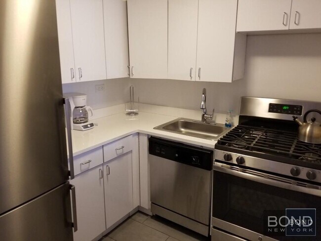 Foto del edificio - 235 W 22nd St